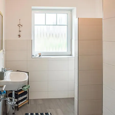 2 Bedroom Cozy In Stapel Holiday home *